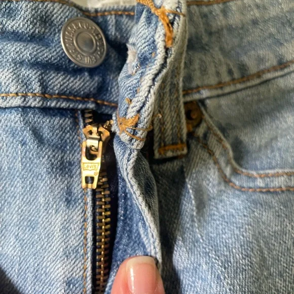 Levi's Light Blue Denim Jean Shorts - Picture 9 of 15